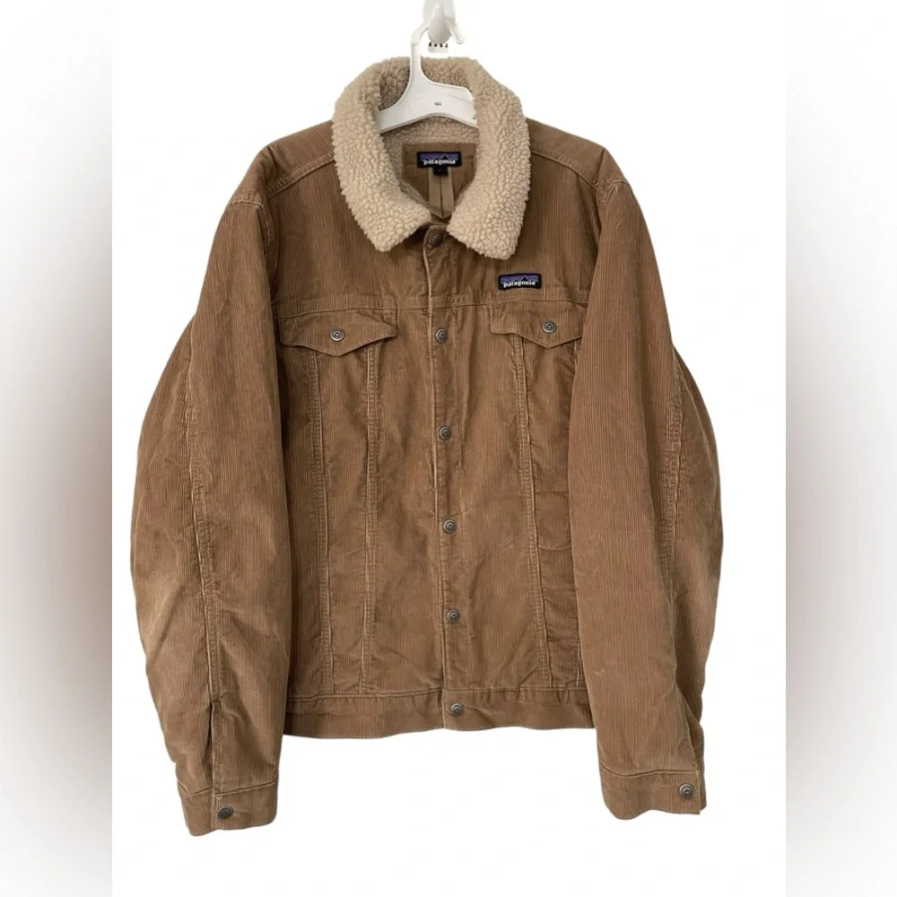 Patagonia Pile-LinedTrucker in a size large - Picture 1 of 10